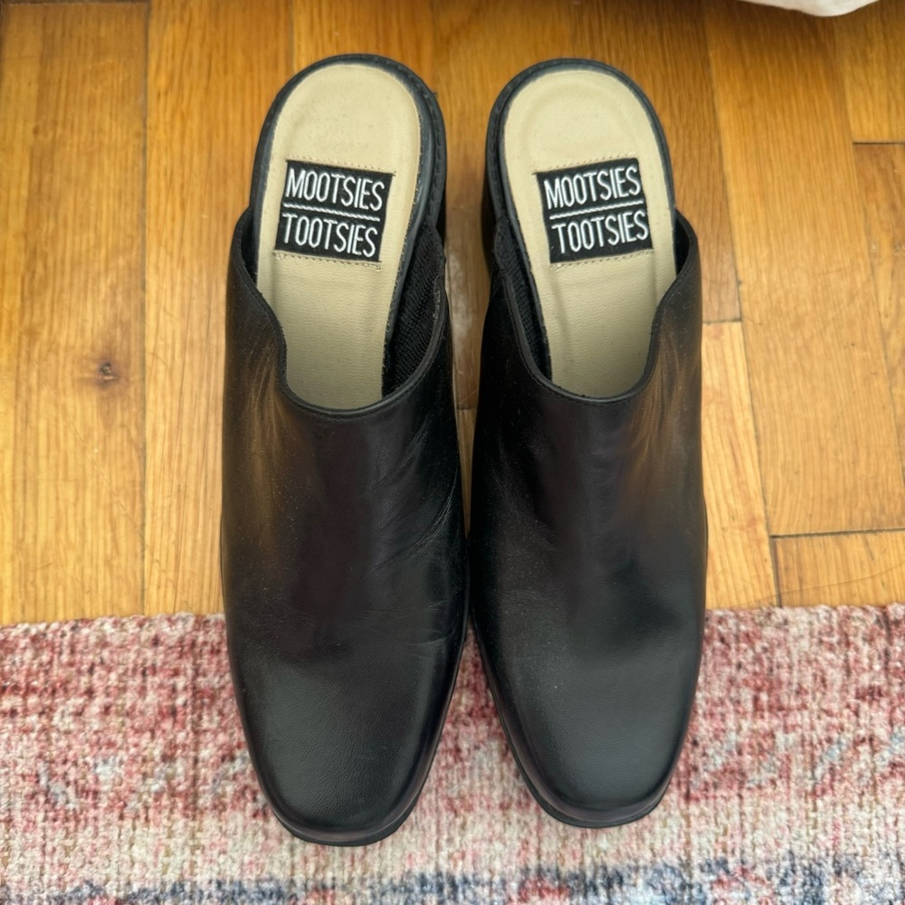 Black Vintage Mules